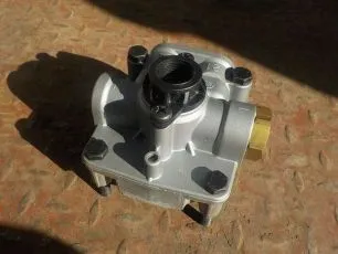 9730110500 WABCO Клапан ускорительный