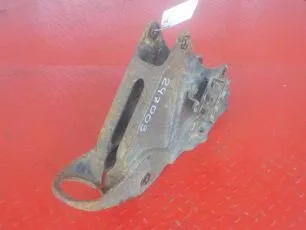 5010228918 RENAULT Кронштейн торсиона
