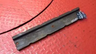 20859330 VOLVO Крепление аккумулятора