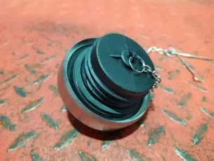 303304 HD-PARTS Крышка топливного бака