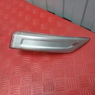 82151157 VOLVO Указатель поворота левый