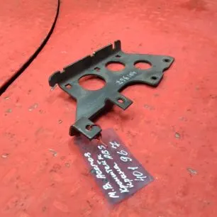 9304294740 MERCEDES Кронштейн крана ABS