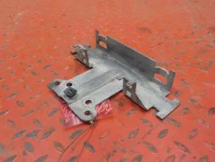 21252110 VOLVO Кронштейн воздуховода