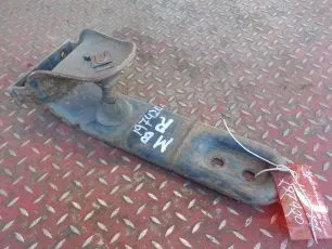 9428900731 MERCEDES Кронштейн кабины задний
