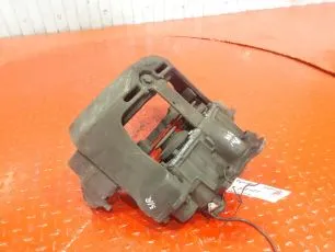 20527038 VOLVO Суппорт задний правый
