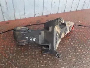 9428914920 MERCEDES Кронштейн кабины передний