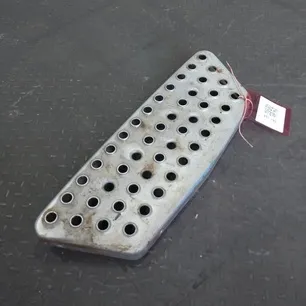81615100273 MAN Ступень подножки