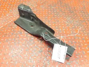 9436600114 MERCEDES Кронштейн подножки
