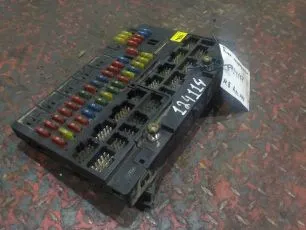 4461758 MERCEDES Блок предохранителей