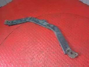 9303100858 MERCEDES Кронштейн кабины задний