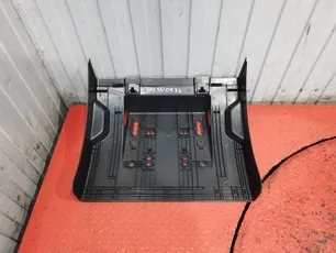 M3140933 MARSHALL Крыло заднее / передняя часть