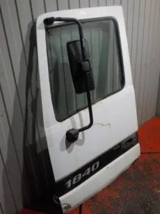 9417200805 MERCEDES Дверь левая