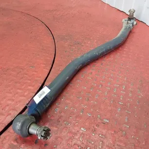 8131582 IVECO Тяга рулевая продольная
