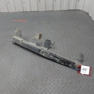 20360502 VOLVO Кронштейн дефлектора правый