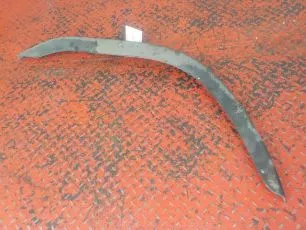3175934 VOLVO Накладка крыла правая