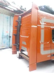 3175852 VOLVO Спойлер кабины