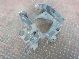 7420871990 RENAULT Кронштейн насоса AdBlue