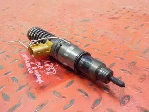 21644603 VOLVO Форсунка топливная