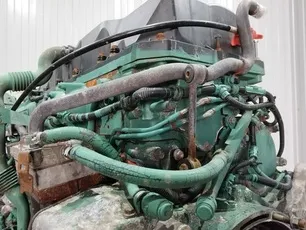 21582793 VOLVO Головка блока