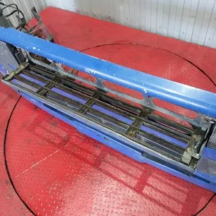 82072463 VOLVO Решетка радиатора