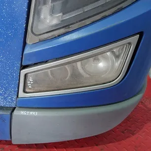21297918 VOLVO Фара противотуманная левая