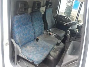 504061131 IVECO Сиденье правое