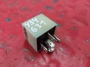 81259020410 MAN Реле регулятор