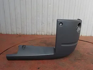 M3130106 MARSHALL Угол бампера правый