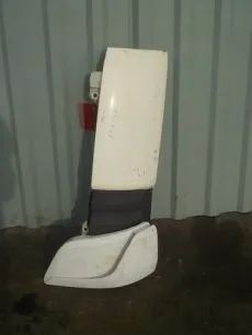 9418840222 MERCEDES Угол кабины левый