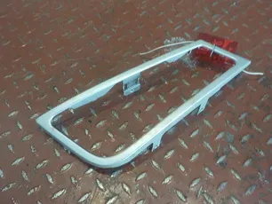 21078545 VOLVO Накладка противотуманной фары правая