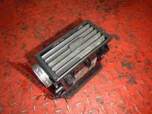 82246422 VOLVO Дефлектор воздушный