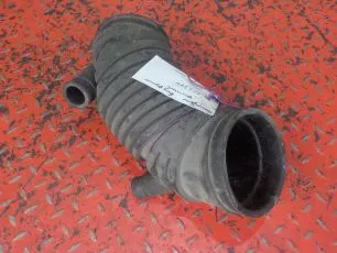 9705280082 MERCEDES Патрубок воздушного фильтра