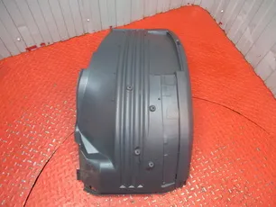SP40040322 SIMPECO Крыло переднее