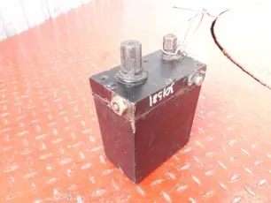 1075296 VOLVO Насос подъема кабины