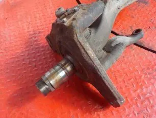 1691355 DAF Кулак поворотный левый