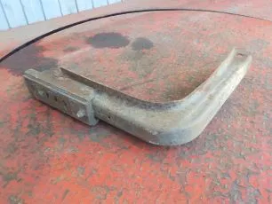 9304702542 MERCEDES Кронштейн топливного бака