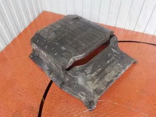 9705204423 MERCEDES Защита двигателя