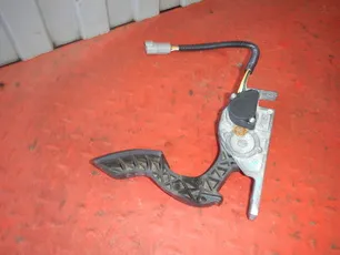 20893503 VOLVO Педаль газа