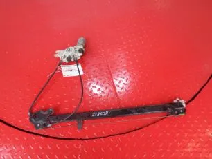 504157968 IVECO Стеклоподъемник правый