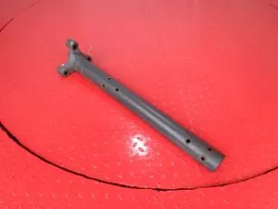 9605201311 MERCEDES Кронштейн крыла заднего