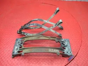 22223203 VOLVO Кронштейн глушителя