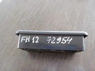3944083 VOLVO Накладка двери