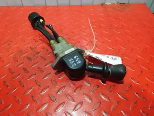 7420813845 RENAULT Кран ручного тормоза