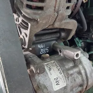 20922883 VOLVO Кронштейн генератора