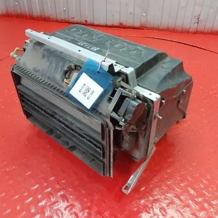 21318099 VOLVO Корпус отопителя