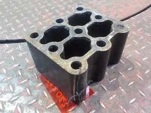 20467640 VOLVO Кронштейн буксировочный