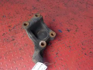 504202462 IVECO Опора заднего амортизатора левая