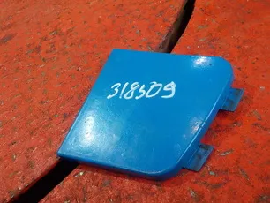 3175547 VOLVO Заглушка решетки левая