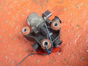 5801324524 IVECO Насос AdBlue