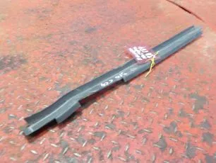 9436920101 MERCEDES Накладка стойки